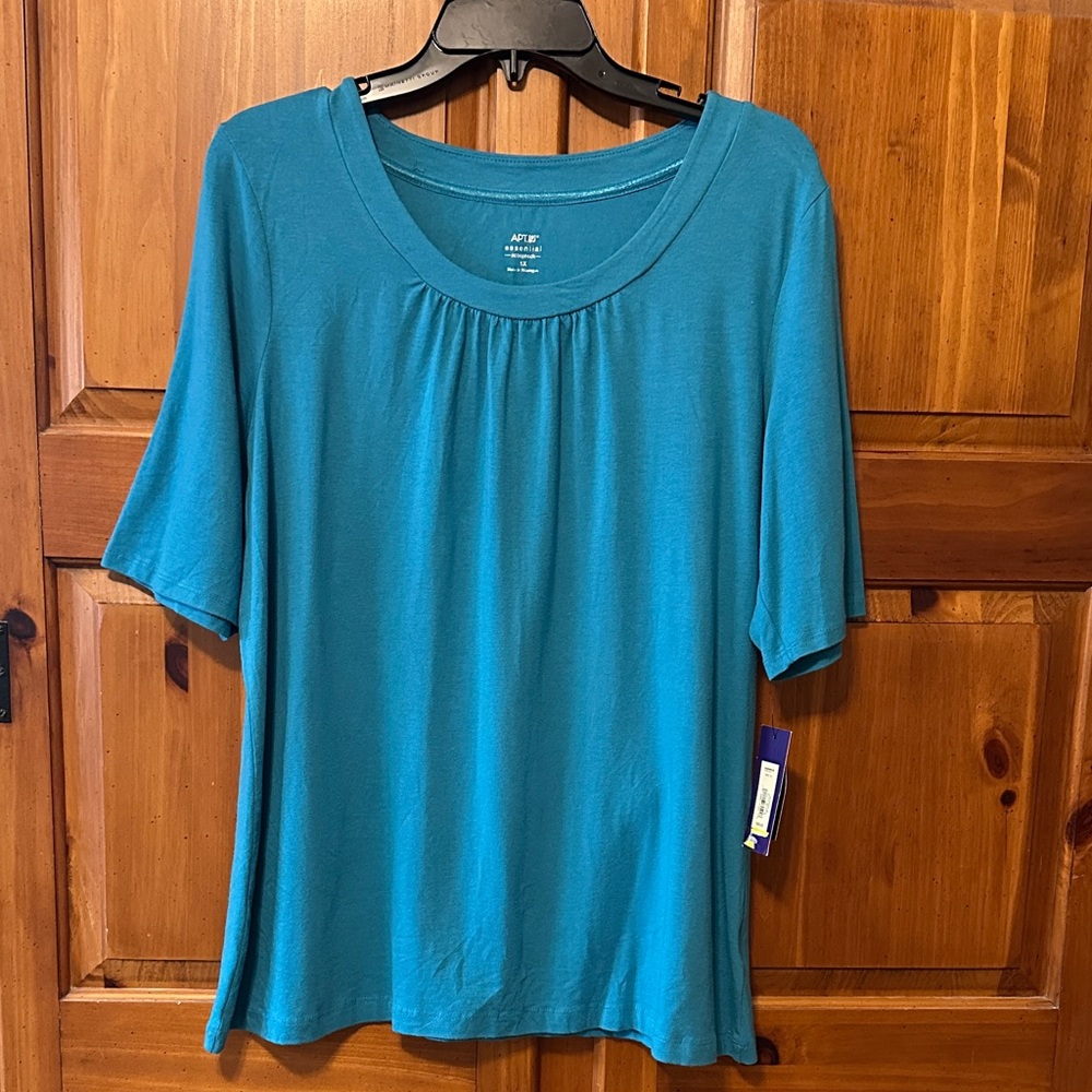 NWT Apt. 9 Teal Short Sleeve Women's Top